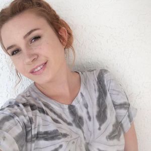 Meet your Posher, Abbey